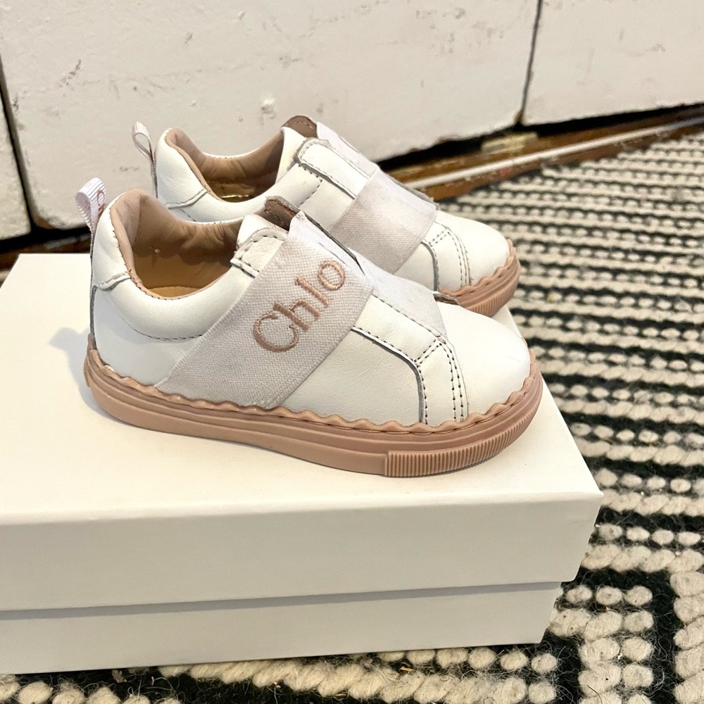 Chloe Baby White Leather Lauren Sneakers Toodler size 21- US 5.5